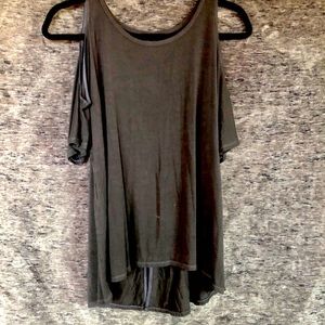 American Eagle Cold Shoulder top